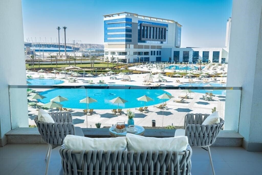 Картинка Tolip Hotel Olympic International City 5*