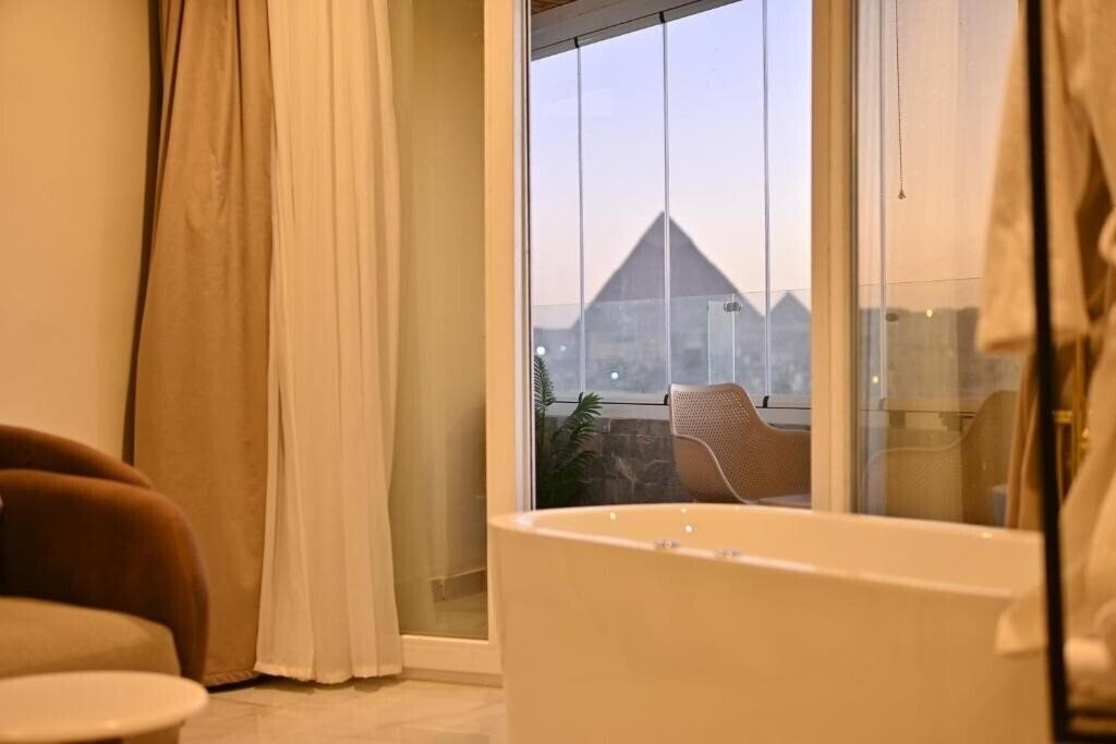 Картинка Eyes of Egypt Pyramids View Boutique Hotel 4*