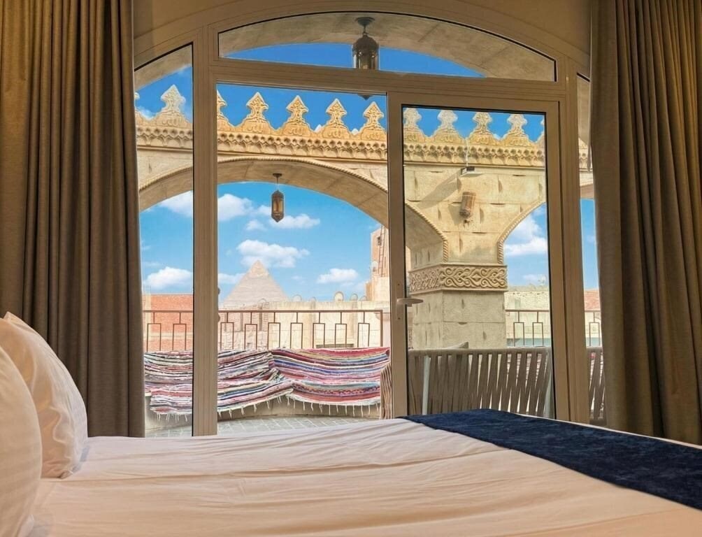 Зображення Pyramids Khan Hotel 3*