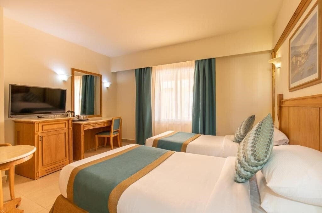 Зображення Long Beach Resort Hurghada 4*