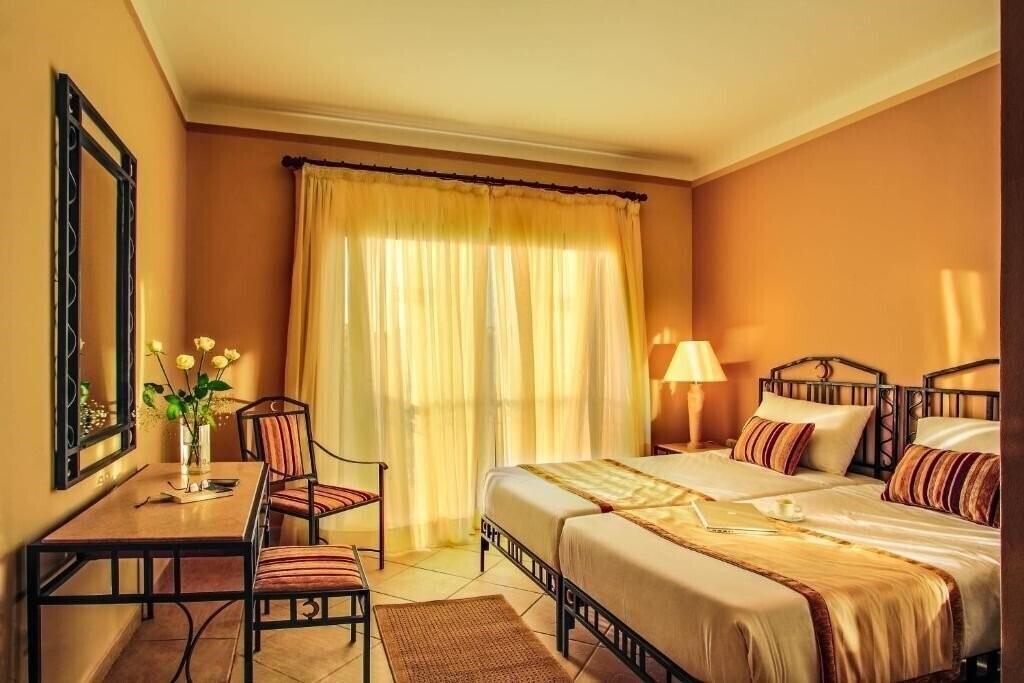 Фото Jaz Neo Ivory (ex. Solymar Ivory Suites, Sol Y Mar Ivory Suites) 4*
