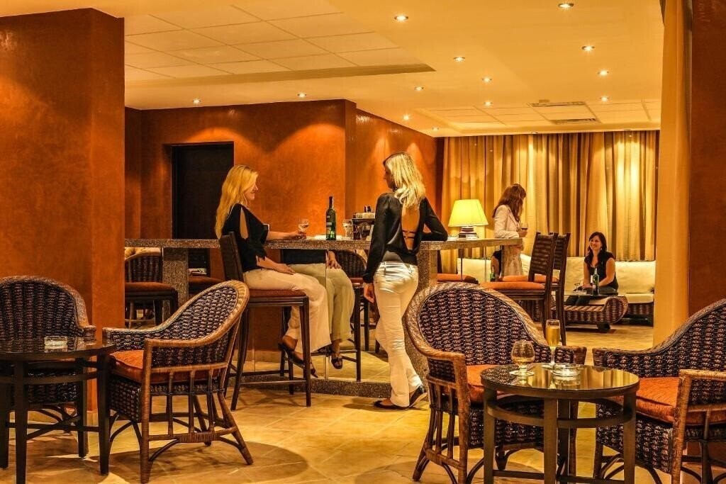 Картинка Jaz Neo Ivory (ex. Solymar Ivory Suites, Sol Y Mar Ivory Suites) 4*