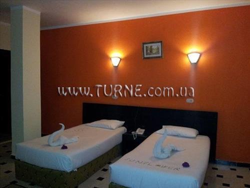 Готель Nefertiti Sun Flower 4*