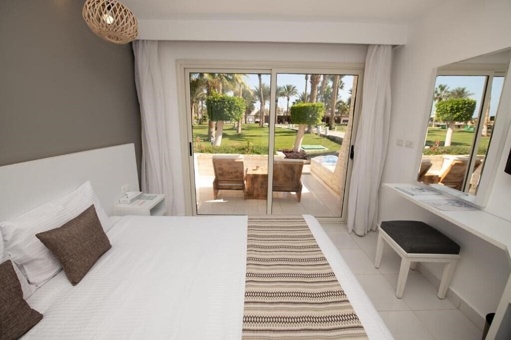 Фото Meraki Resort 4*