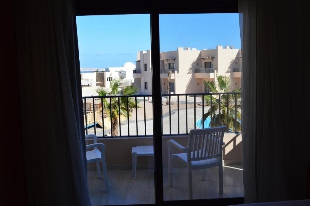 Картинка Sky View Suites Hotel 3*