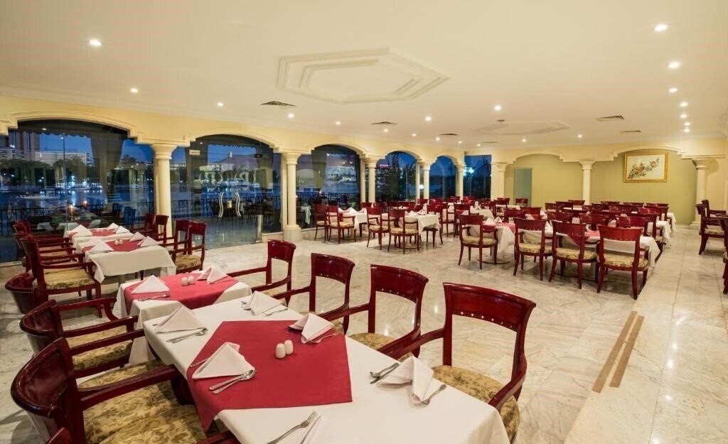 Зображення Obelisk Nile Hotel 4*