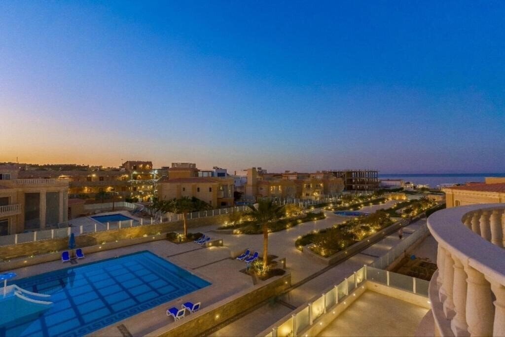 Готель Arena Beach Resort & SPA 4*