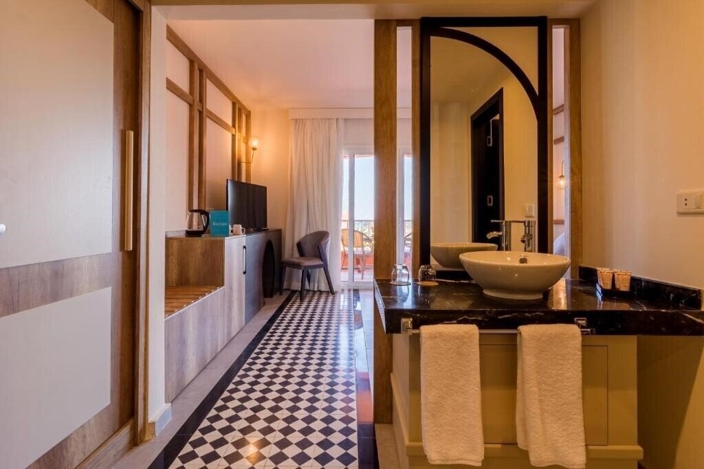 Фотография Ajira Boutique Hotel Hurghada Marina 3*