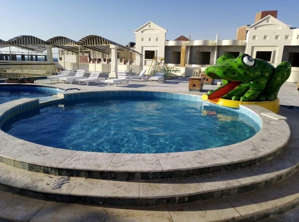 Готель Eiffel Hotel 2*