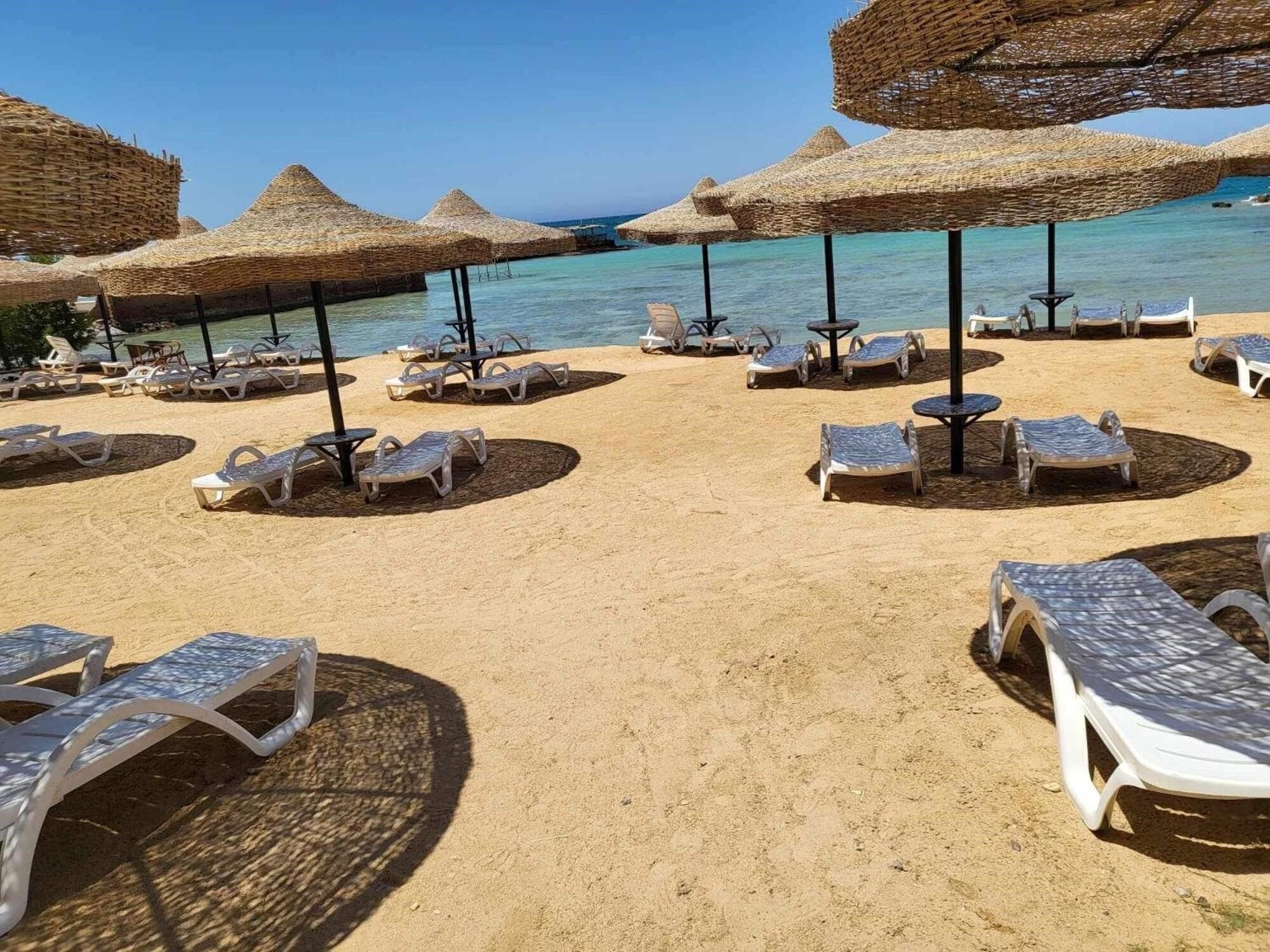 Отель Moon Suites by Vision 4*