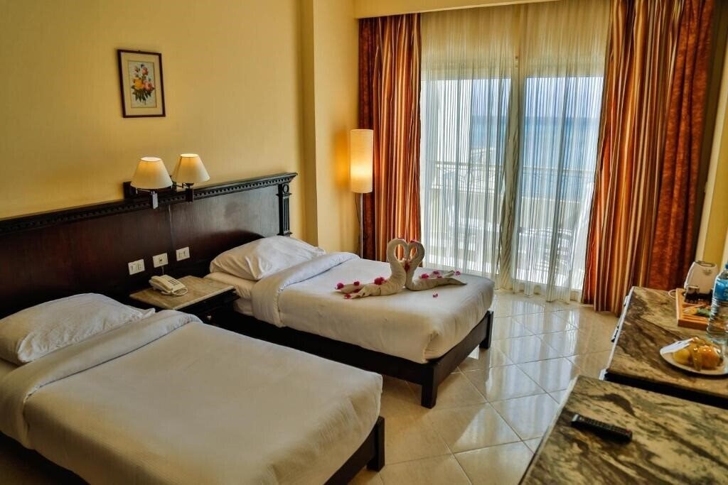 Фото Magic Beach 4*