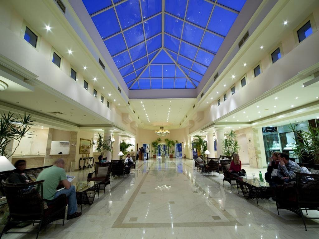 Отель Coral Beach Hurghada (ex. Coral Beach Rotana Resort) (Хургада,  Египет) 4* — туры в отель Coral Beach Hurghada (ex. Coral Beach Rotana  Resort): Цена, отзывы, фото гостиницы