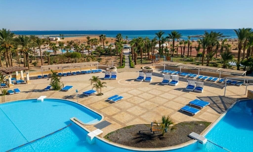 Изображение Sunrise Juman Beach Resort 4*