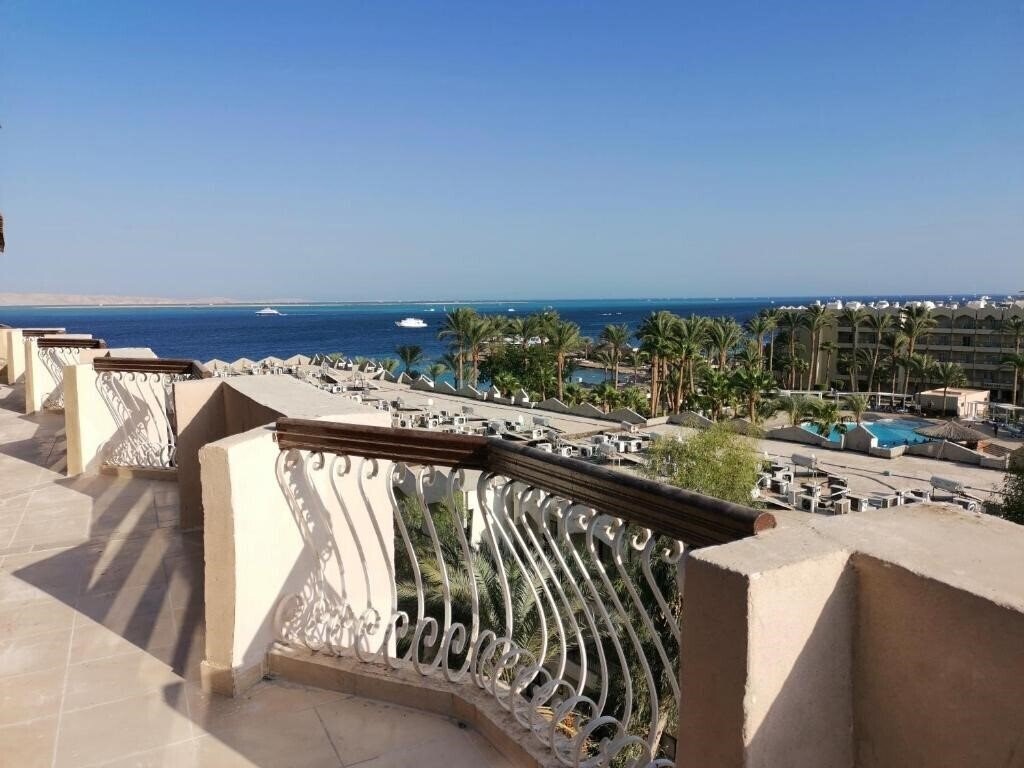 Картинка Golden Rose Hotel 3*