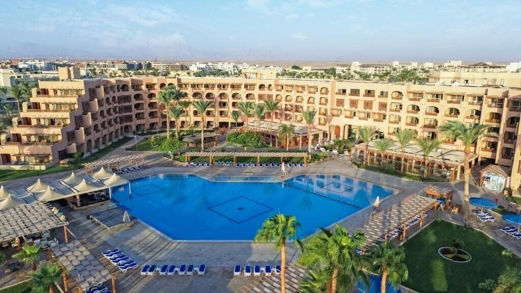 Готель Continental Hotel Hurghada 5*