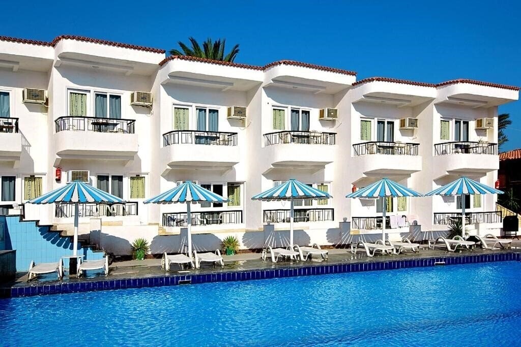 Фотографія Sand Beach Hotel 3*