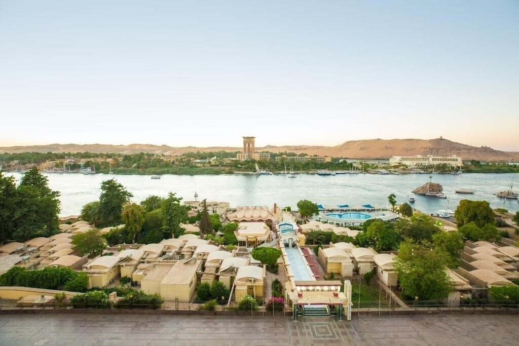 Готель Isis Corniche Aswan 4*
