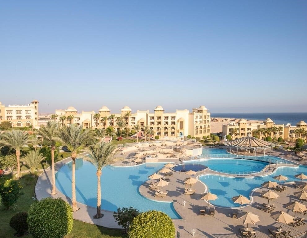 Отель Serenity Alpha Beach 5*