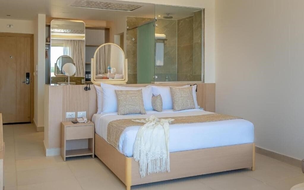 Фото The Three Corners Equinox Beach Resort 4*