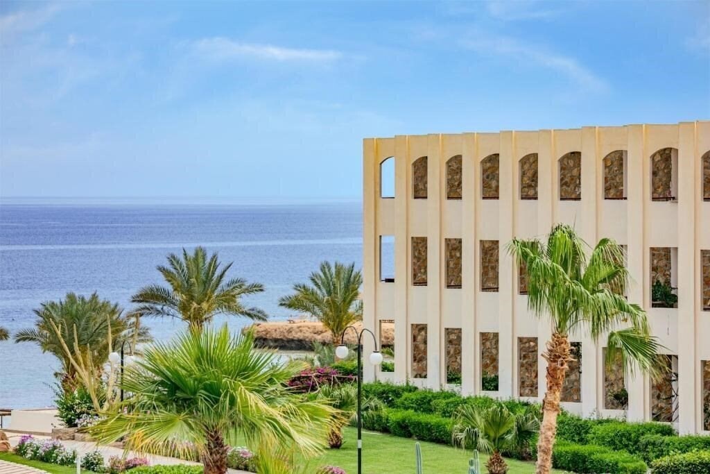 Готель Royal Brayka Beach Resort 5*