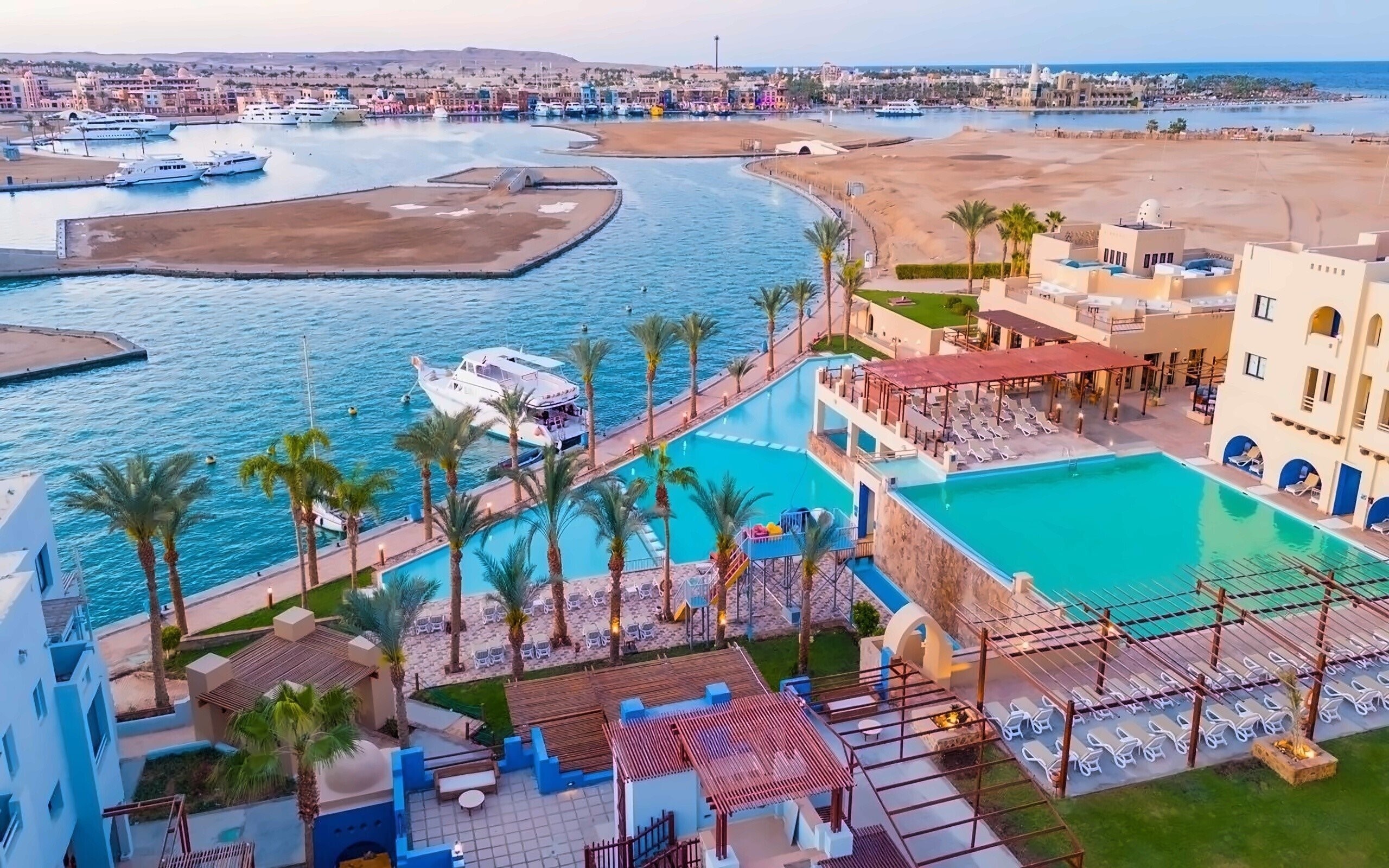 Отель Marina Lodge At Port Ghalib 4*