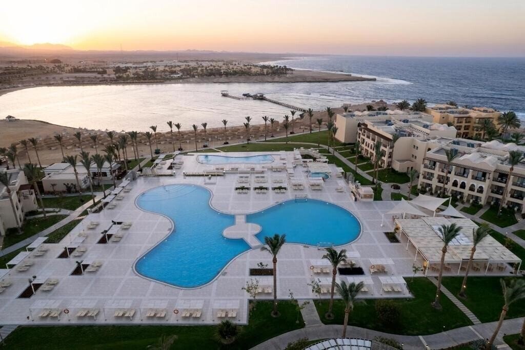 Готель Jaz Lamaya Resort Marsa Alaam 5*