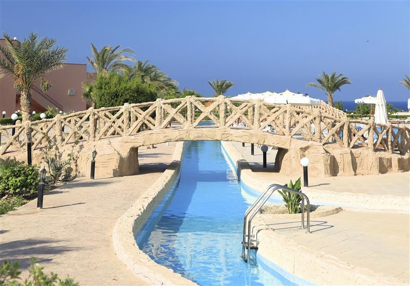 Фотография The Three Corners Happy Life Beach Resort 4*