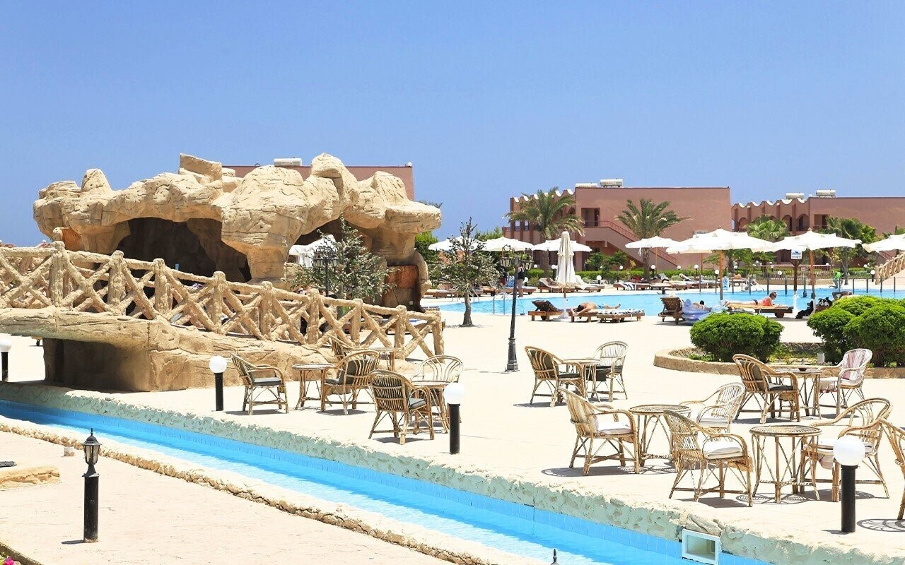 Изображение The Three Corners Happy Life Beach Resort 4*