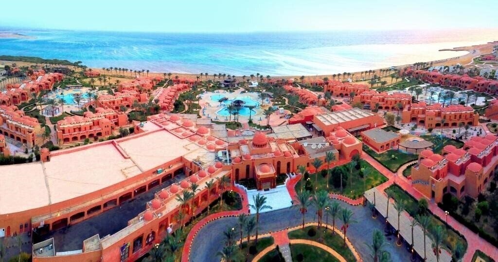Готель Swisstouches Oriental Resort (ex. Hotelux Oriental Coast Marsa Alam, Sentido Oriental Dream, Swiss Touches Resort & SPA) 5*