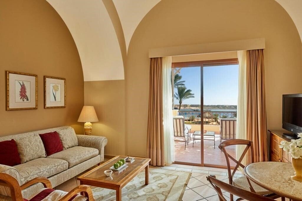 Картинка Steigenberger Coraya Beach Resort (ex. Iberotel Coraya Beach Resort) 5*