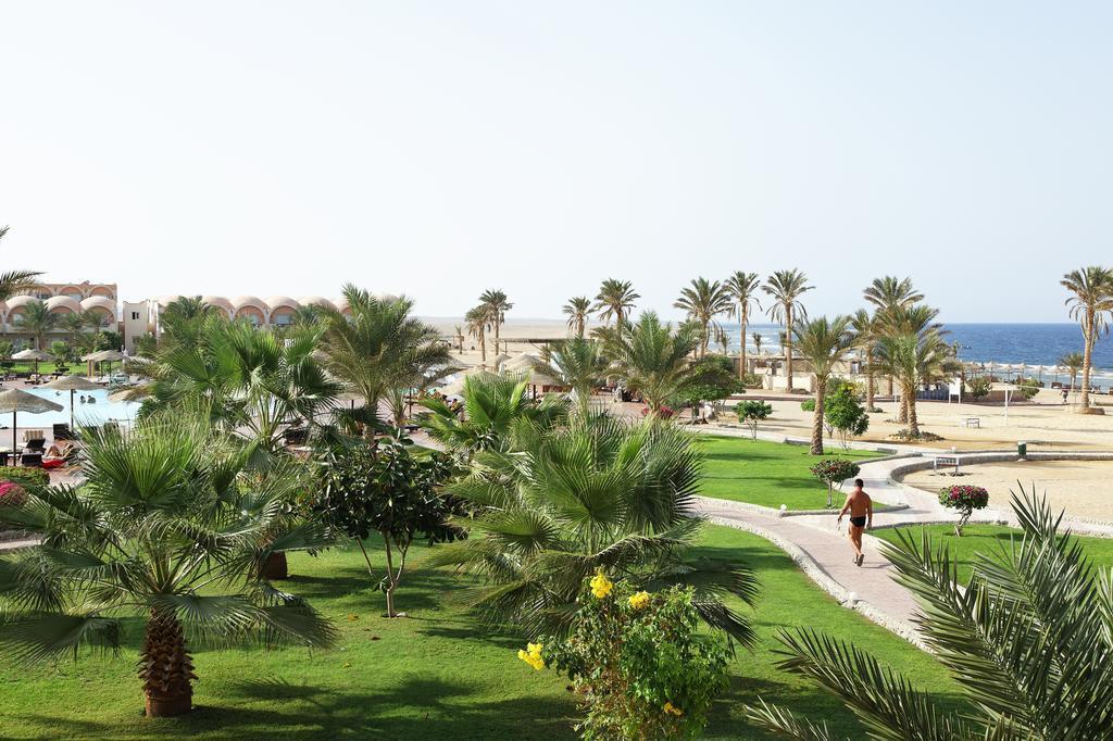 Фотографія The Three Corners Sea Beach Resort (ex. Triton Sea Beach Resort, Holiday Beach Resort Marsa Alam) 4*