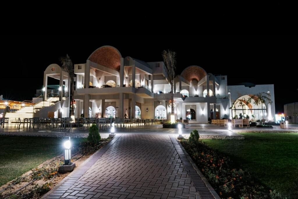 Фотографія Diamond Beach by Pearl Resorts 5*