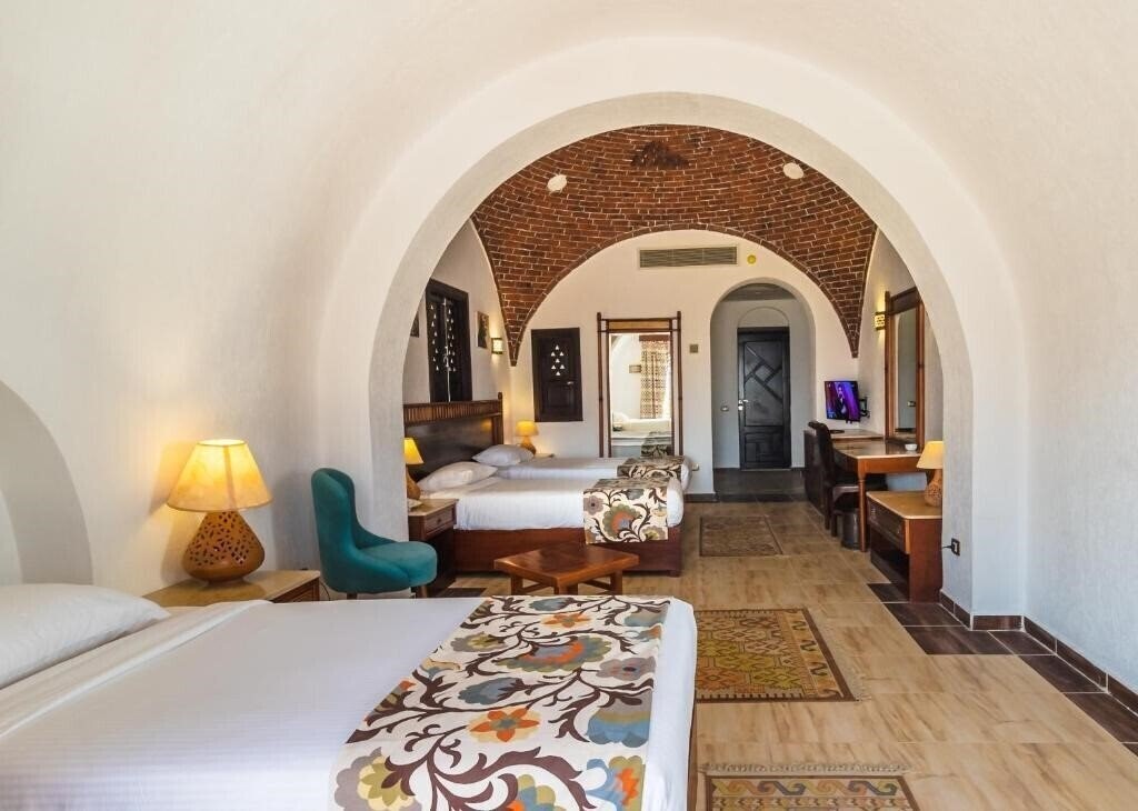 Фото Beach Safari Nubian Resort 4*