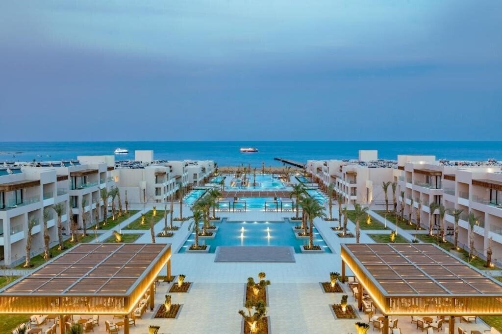 Отель Jaz Elite Amara 5*
