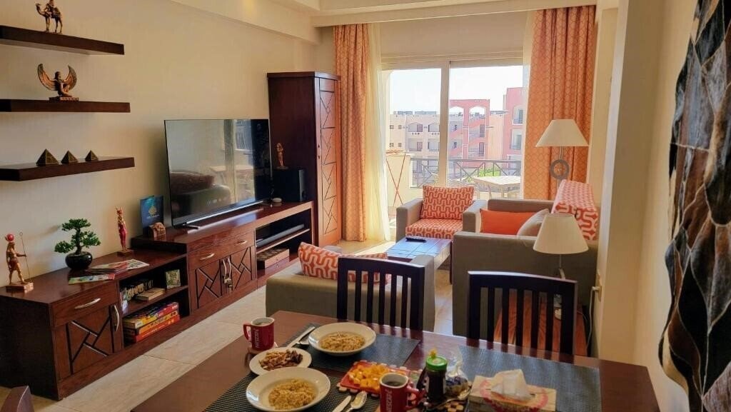 Зображення Oyster Bay Beach Resort & SPA Luxury Serviced Condo 4*
