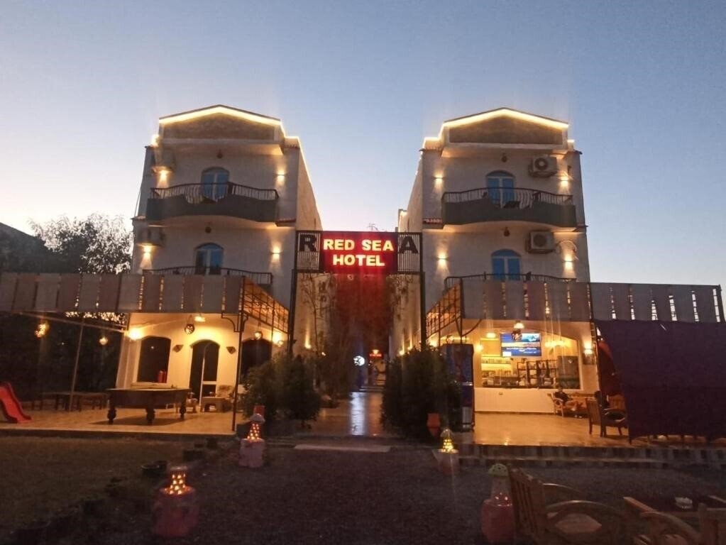 Отель Red Sea Hotel 4*