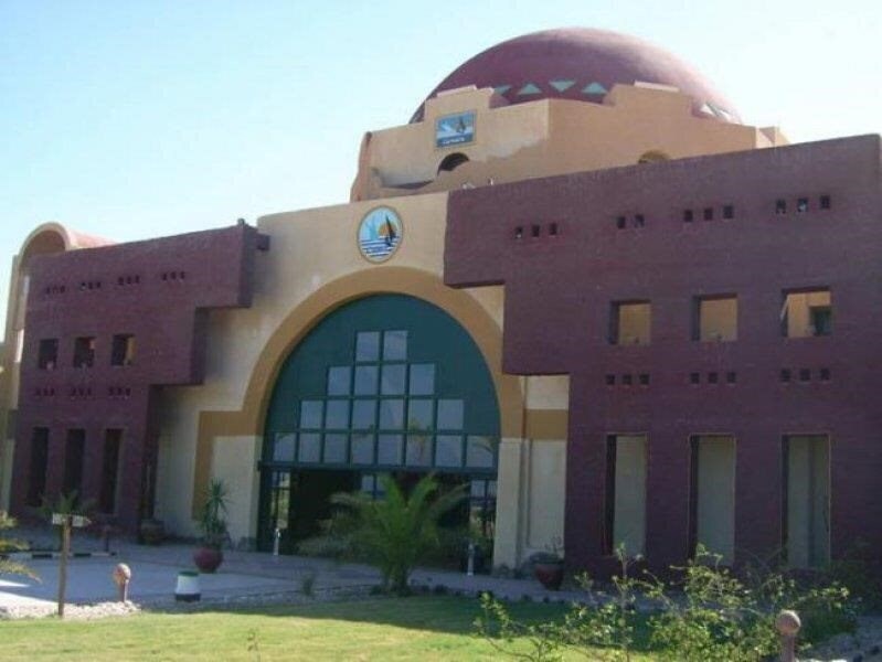 Готель Carnelia Beach Resort 4*