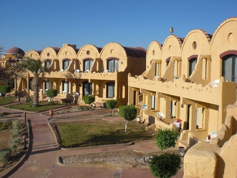 Фотографія Carnelia Beach Resort 4*