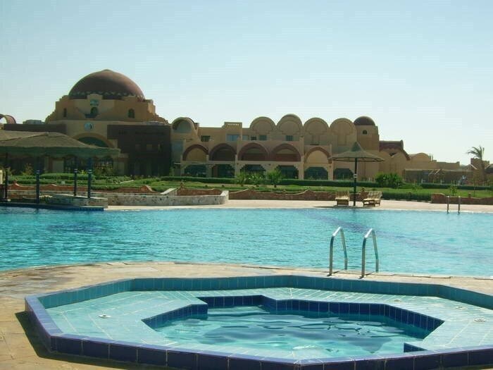 Зображення Carnelia Beach Resort 4*