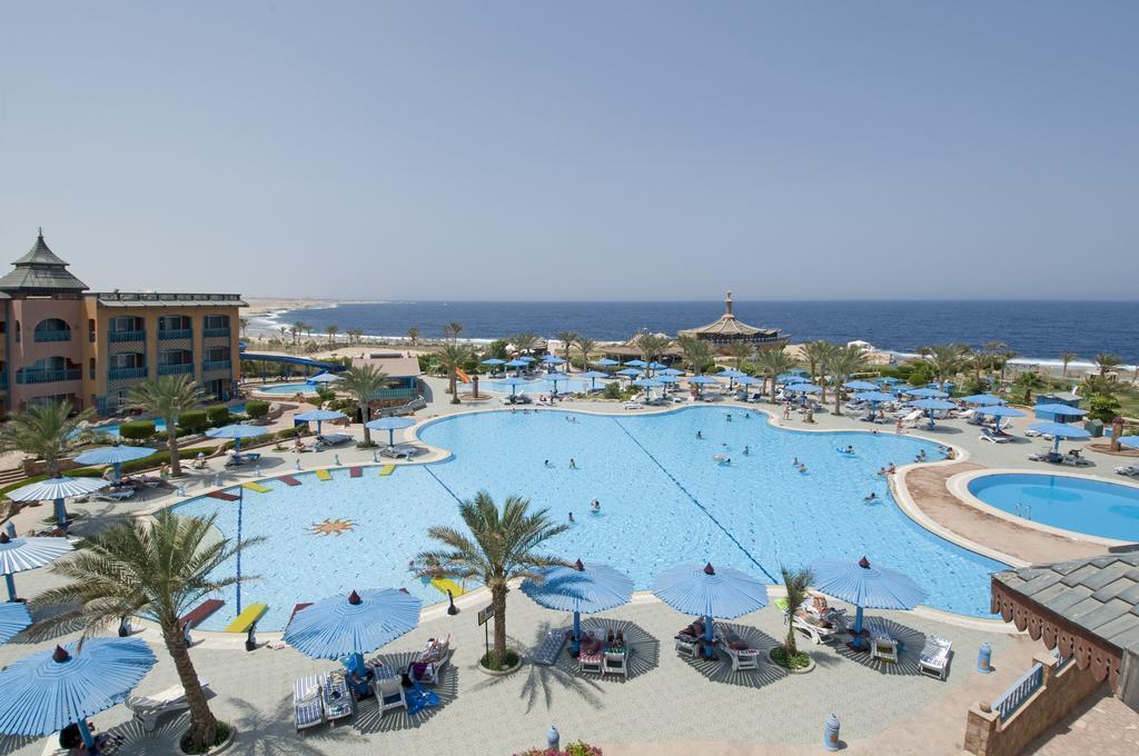 Готель Dreams Beach Resort Marsa Alam 5*