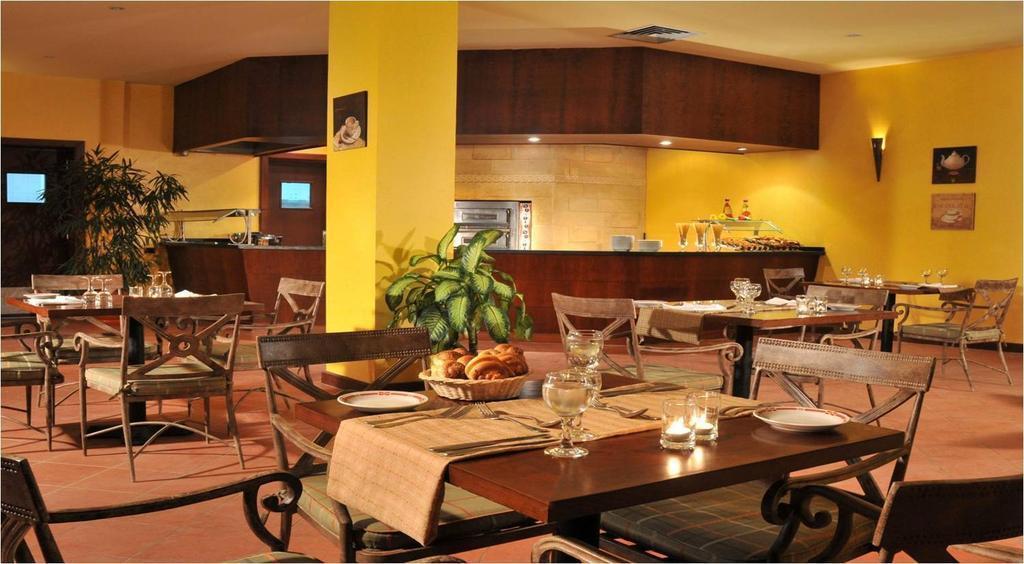 Фотографія Resta Reef Resort 4*