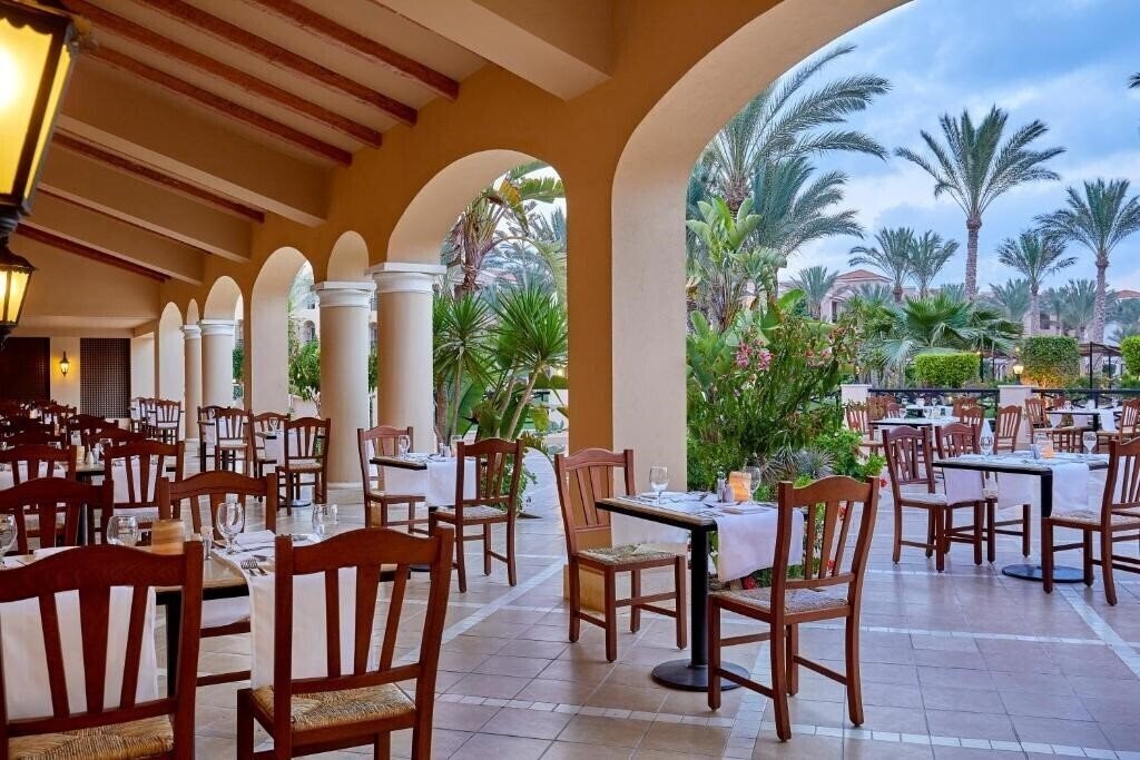 Зображення JAZ Almaza Beach Resort Almaza Bay 5*