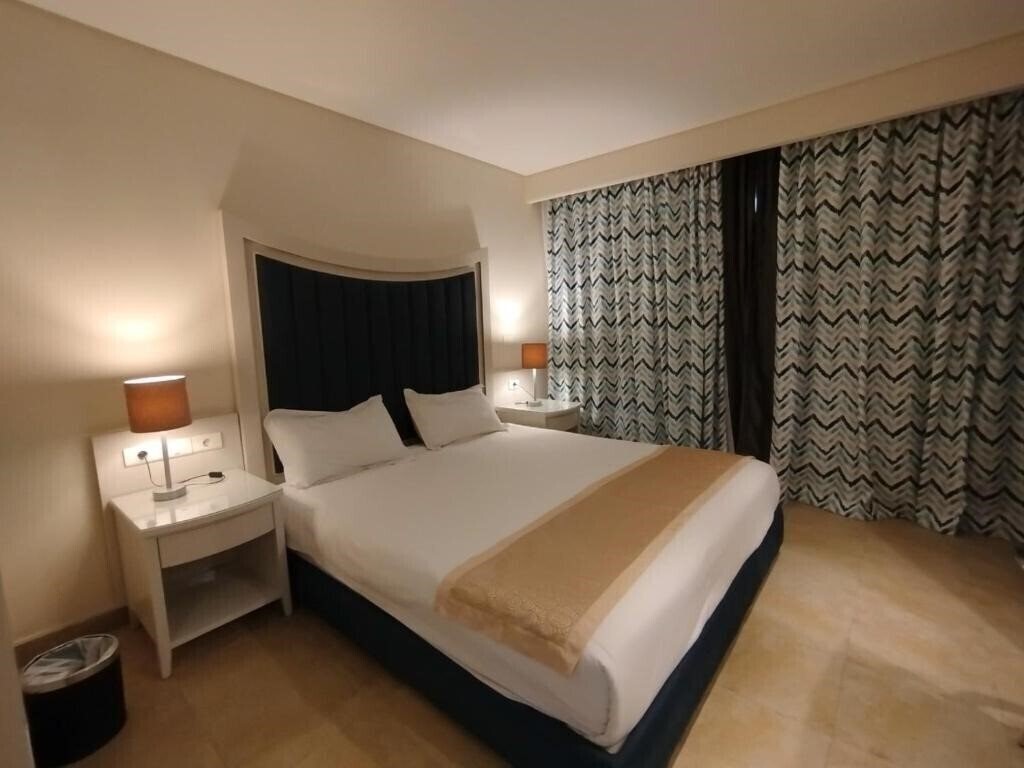 Готель Belle Vue Marsa Matrouh 4*