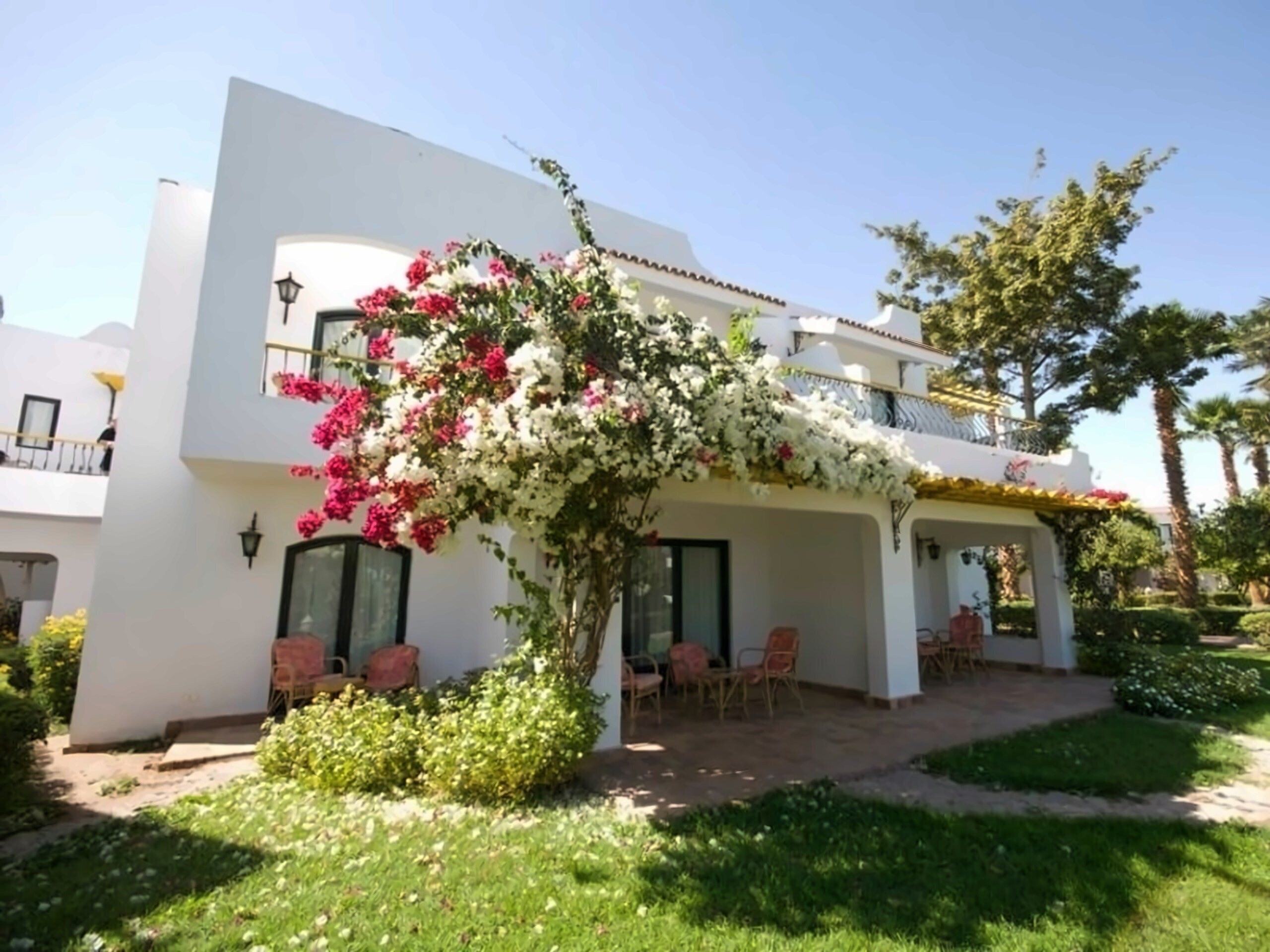 Зображення Lotus Bay Resort (ex. Lotus Bay Beach Resort, Lotus Bay Beach Resort & Gardens) 4*