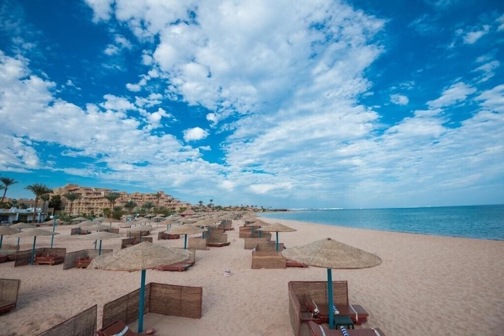 Отель Shams Safaga Resort 4*
