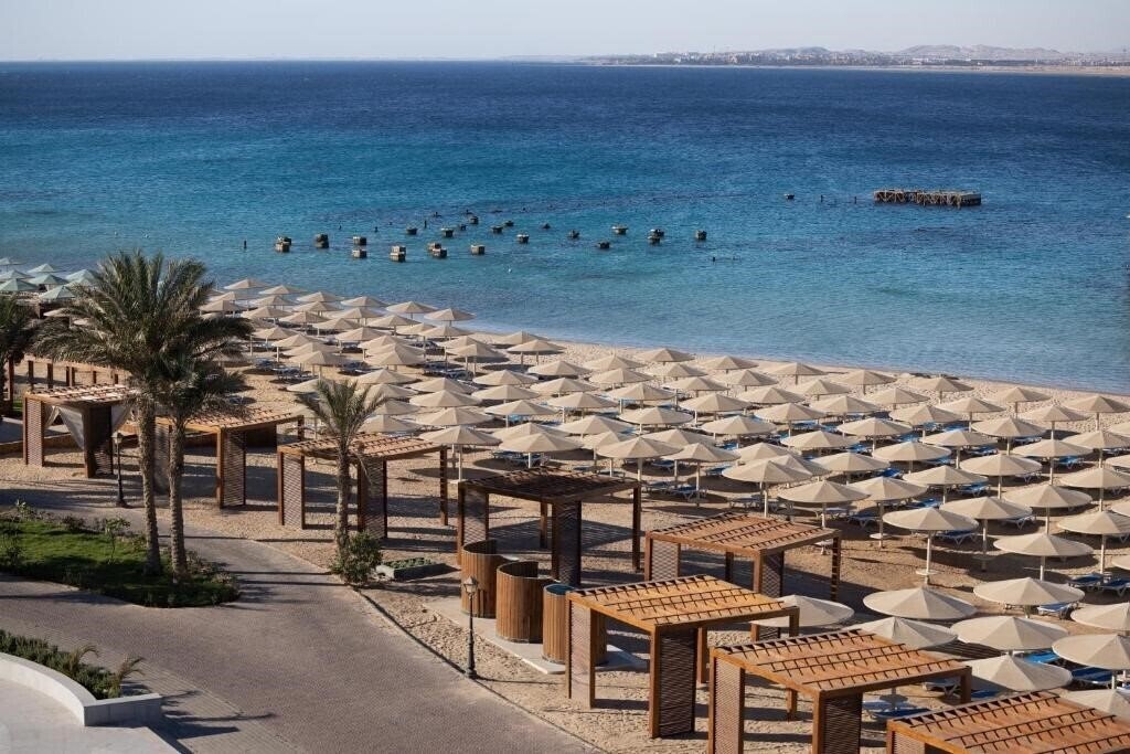 Готель Serenity Sky Arc Sahl Hasheesh 5*