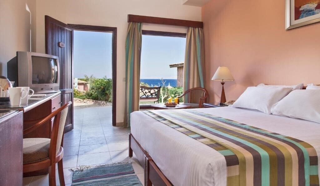 Фото Xperience Hill-Top Beach Resort 4*