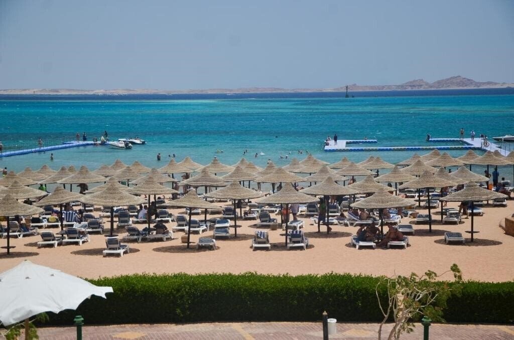 Готель Ivy Cyrene Island (ex. Cyrene Island Hotel) 4*