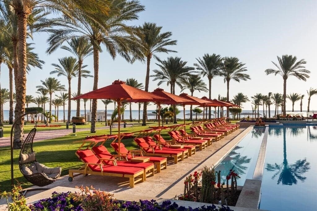 Отель Rixos Premium Seagate (ex. Grand Azure Hotel, Tirana Grand Azur, Tropicana Grand Azure, Azure Club Hotel) 5*