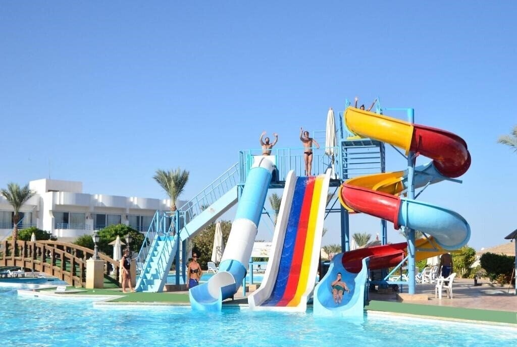 Готель Queen Sharm Resort 4*